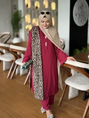 Zayra Luxe Co-ord Set- Maroon - 2 Pcs - Image 3